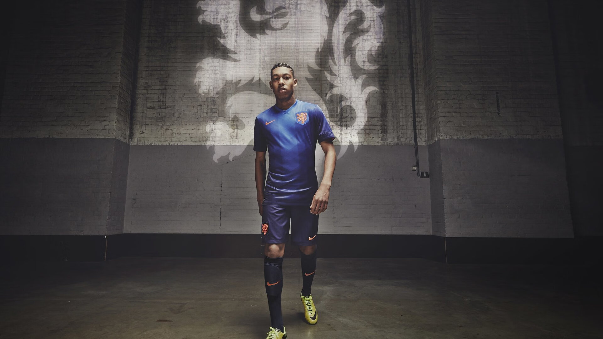 迪亚斯，硬仗之王的加时绝杀，巴西在几内亚的泥泞中淬火重生