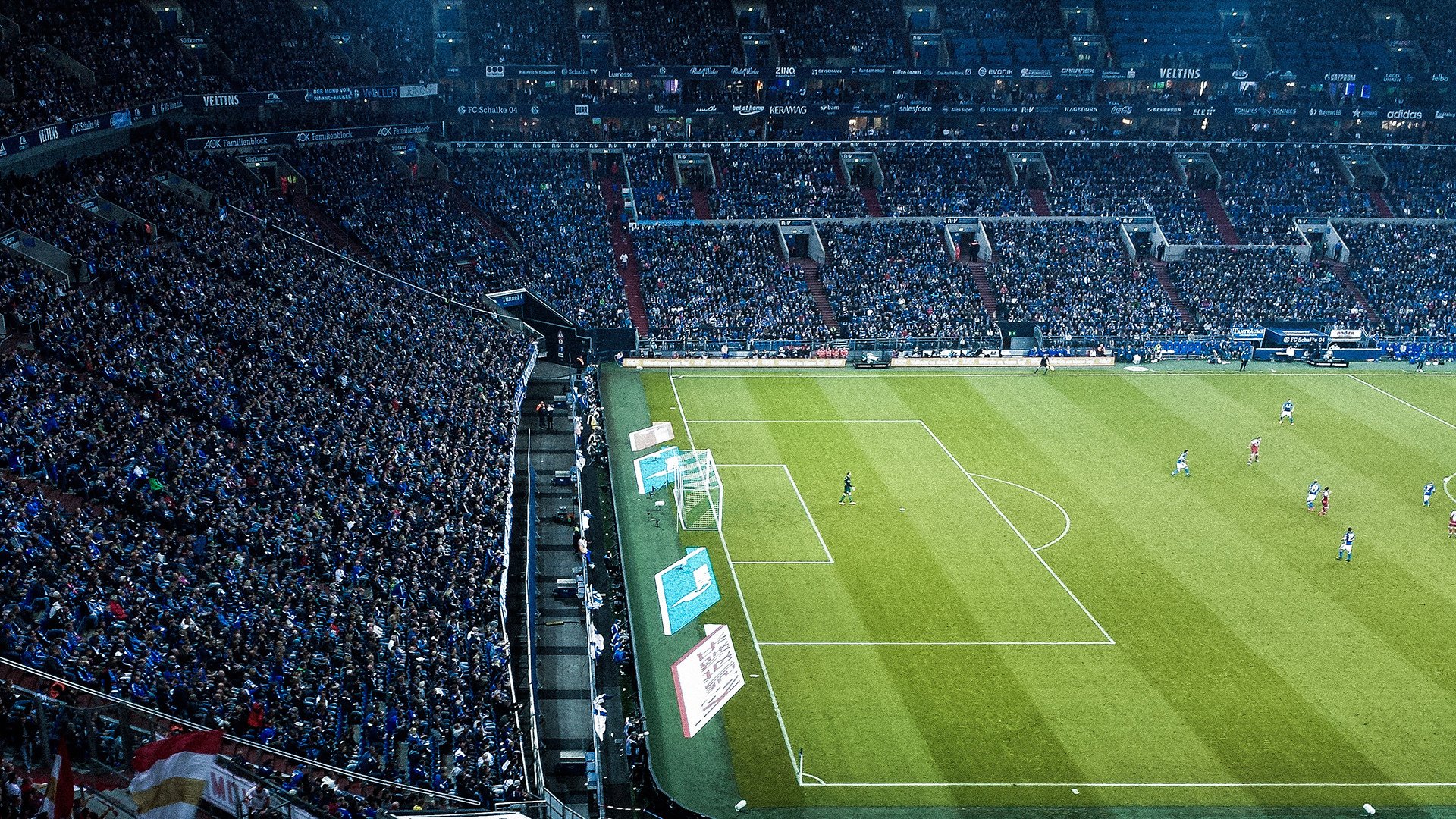 阿圭罗的F1王座，当赛车手在单节比赛里拉开一个国家的距离